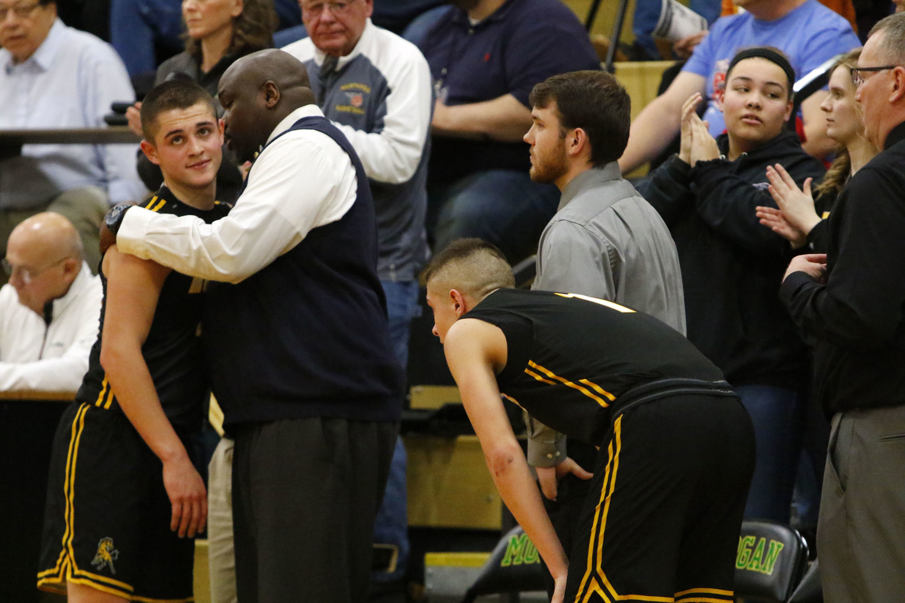 Gallery: Boys basketball Class A sectional final - Kouts vs. 21st Century